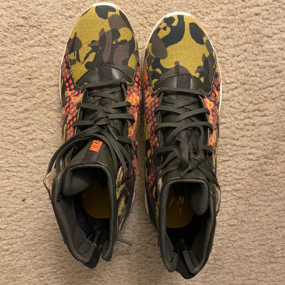 Nike camo and pink dot hi top sneaker-RARE!!!